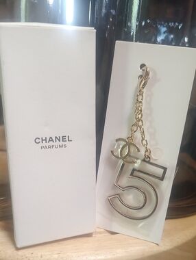 CHANEL Gold and Clear '5' Logo Key & Card Holder Charm